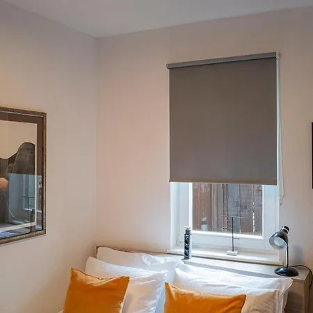 Nana's Atelier In The Old Town